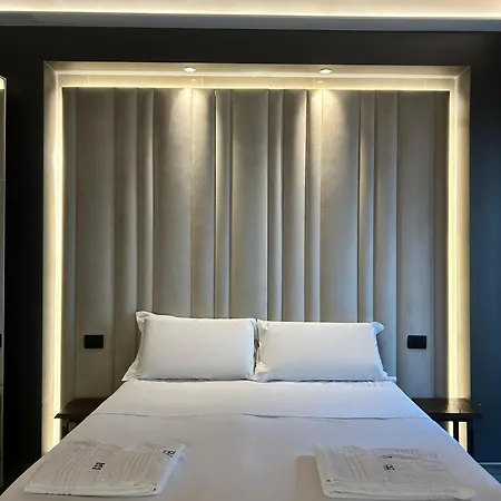 Davinci Apartament Near Duomo-2