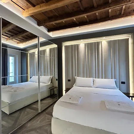 DaVinci Apartament near Duomo-2